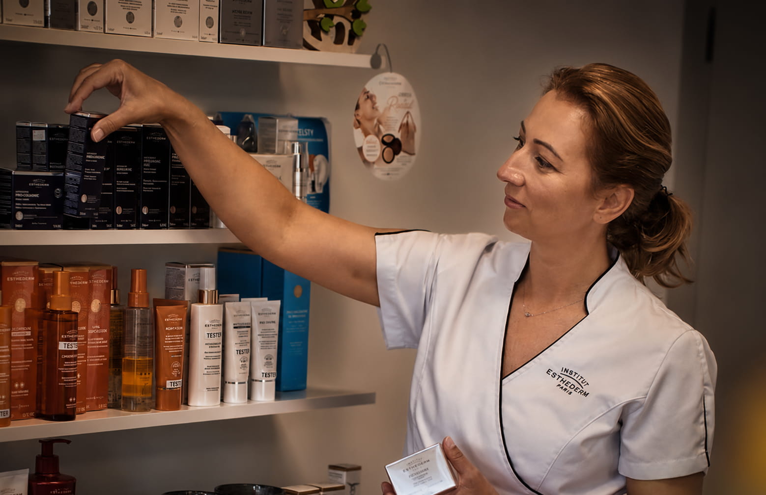 Miroslava Trusová Esthederm salón